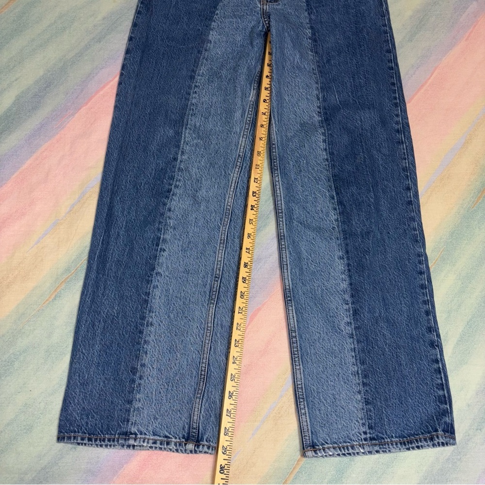Abercrombie Curve Love High Rise Loose Jean in Dark Two Tone size 6 / 28 - Picture 6 of 7